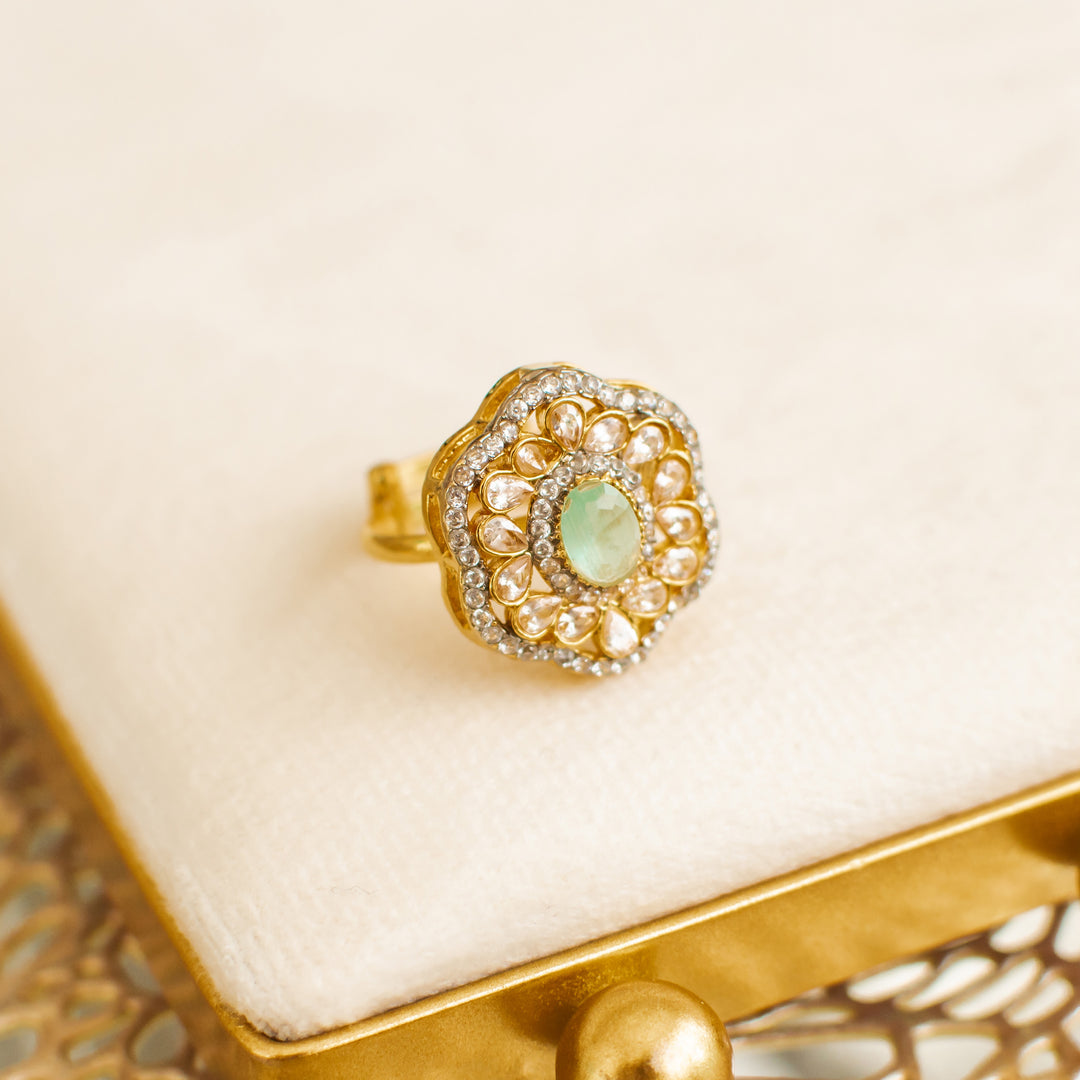 Esha Ring Matching W/ Yashfa Set Mint