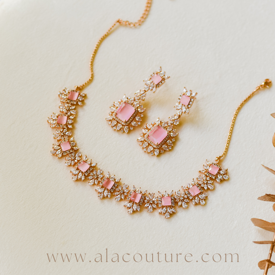 Julie set with yellow stones