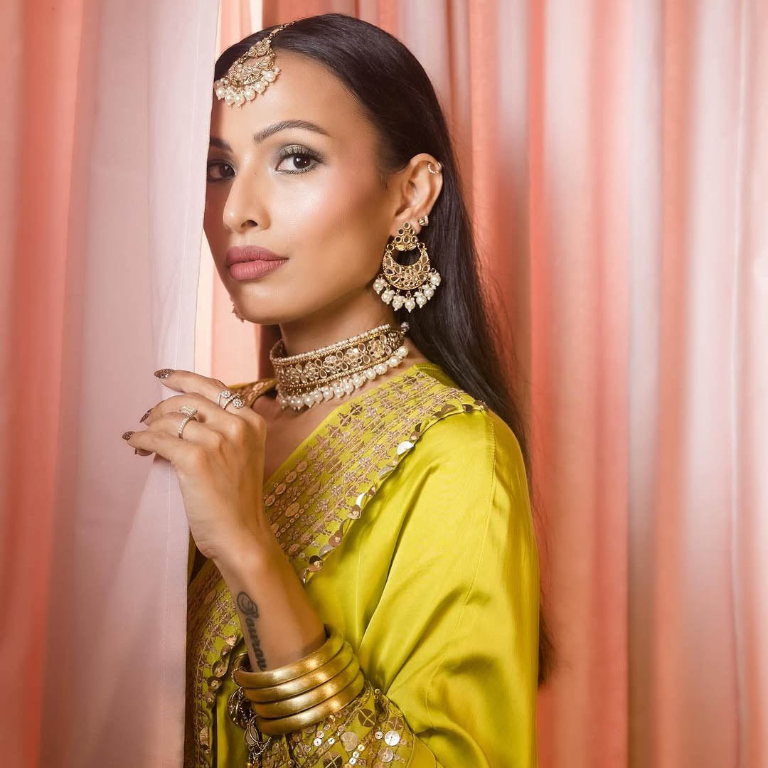 Ichhata's Selma Look