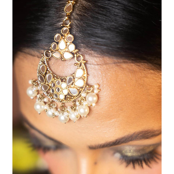 Ichhata's Selma Look