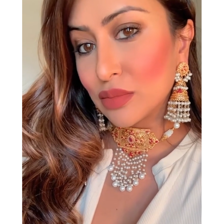 Naznin Look