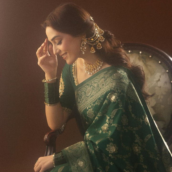 Maya Ali Look