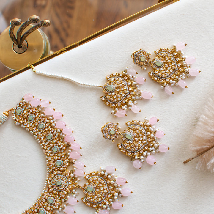Esha Necklace Set