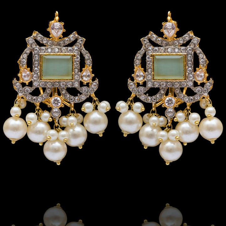 Namita Set