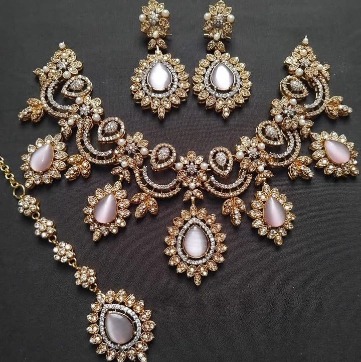 Zuha Set