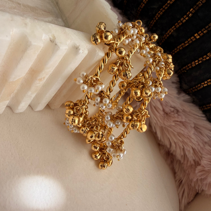 Leah Bangles