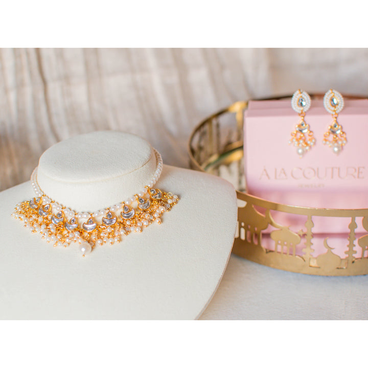 Vaani Set
