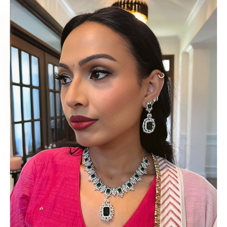 Almina Look - Emerald