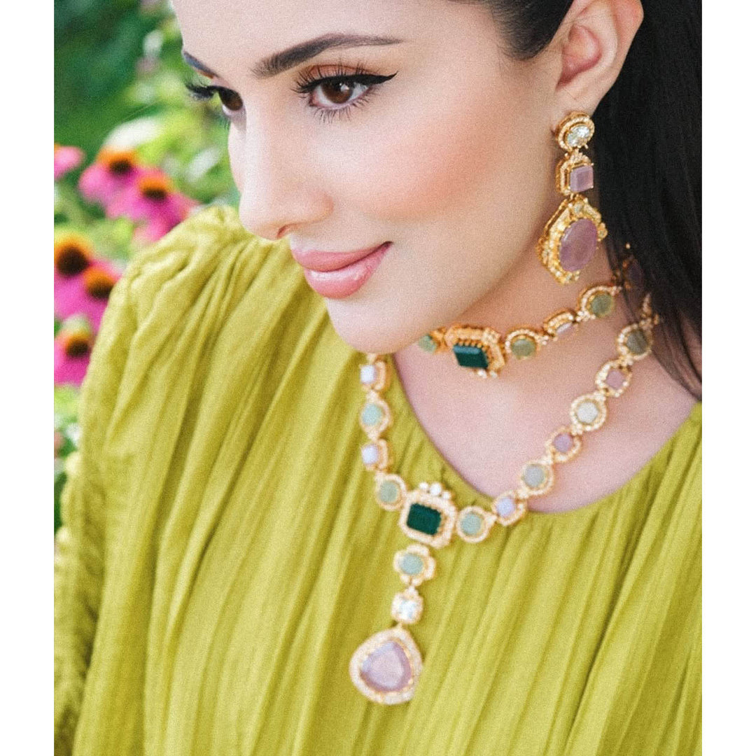 Ayesha Look