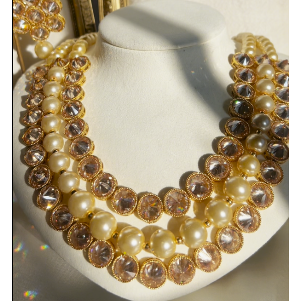 Momina Set
