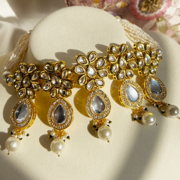 Nazli Set
