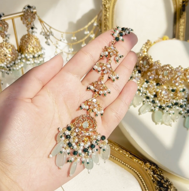 Mehtab Set - Available in 2 Options