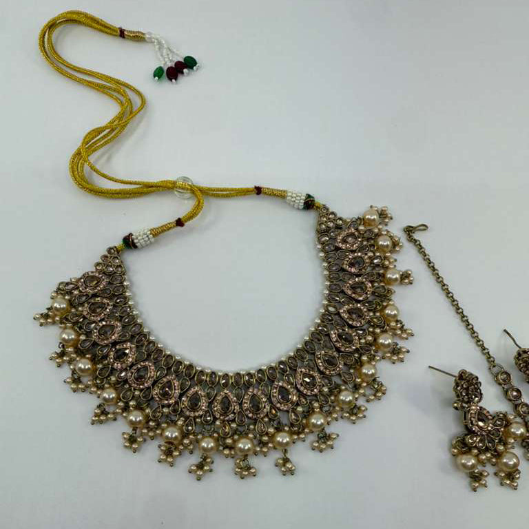 Minza Set With Golden Pearls