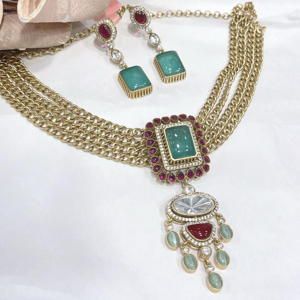 Runal Set - Available in 2 Colors