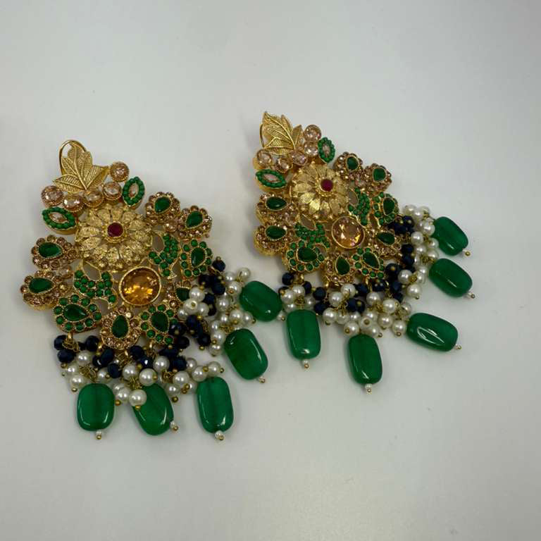 Valini Set With Green Beads