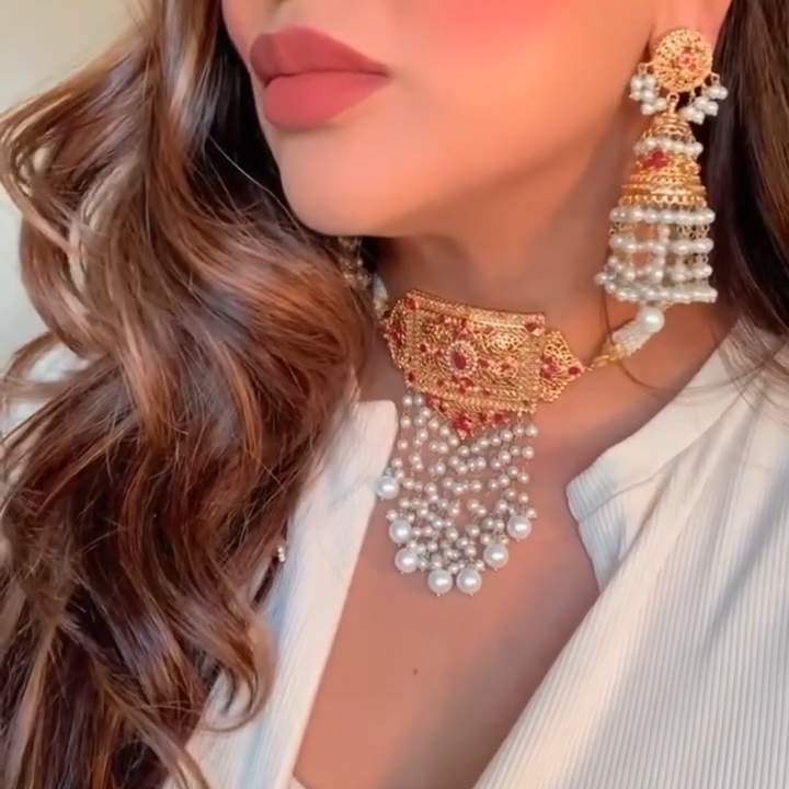 Naznin Look