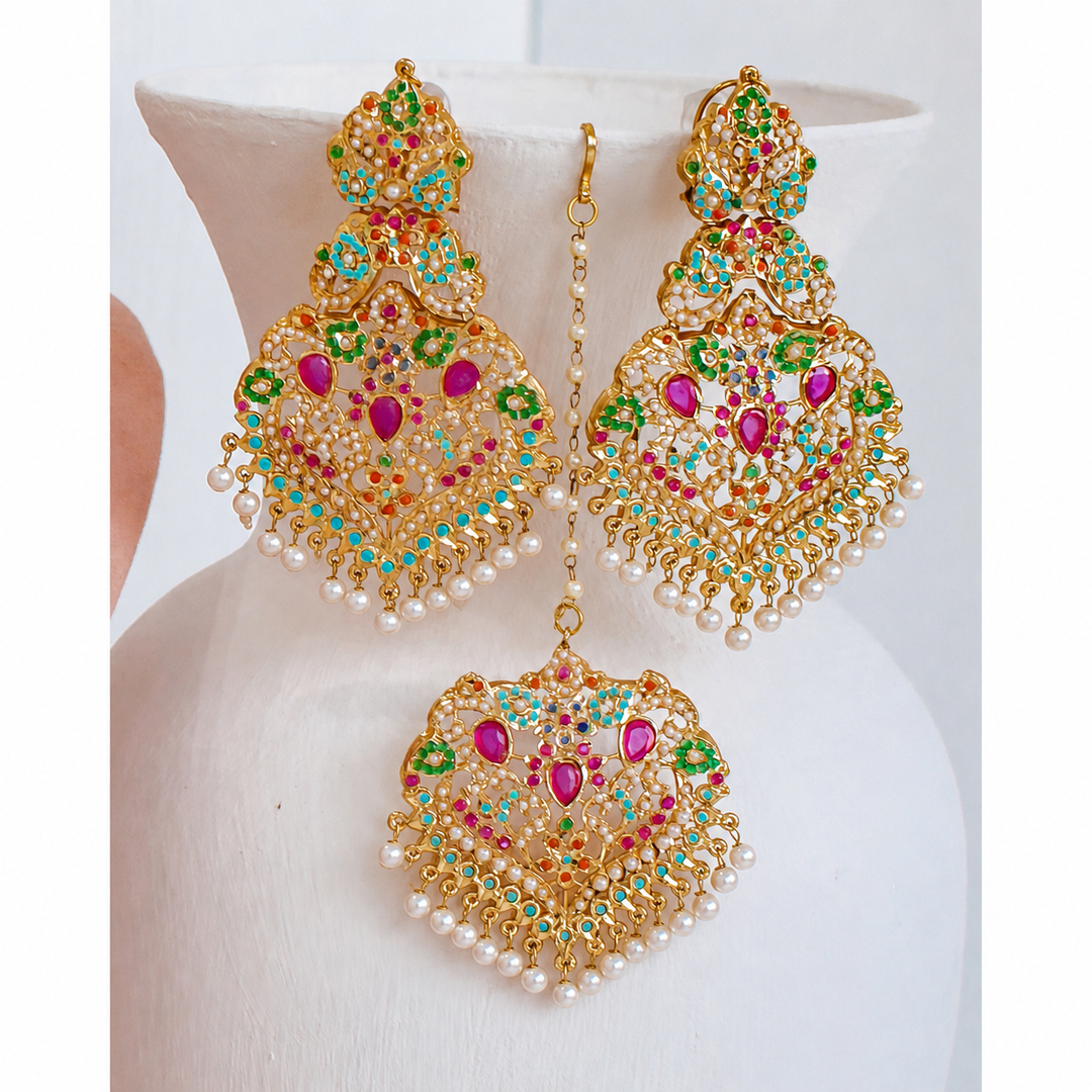 Mahveen Earrings & Teekah Set