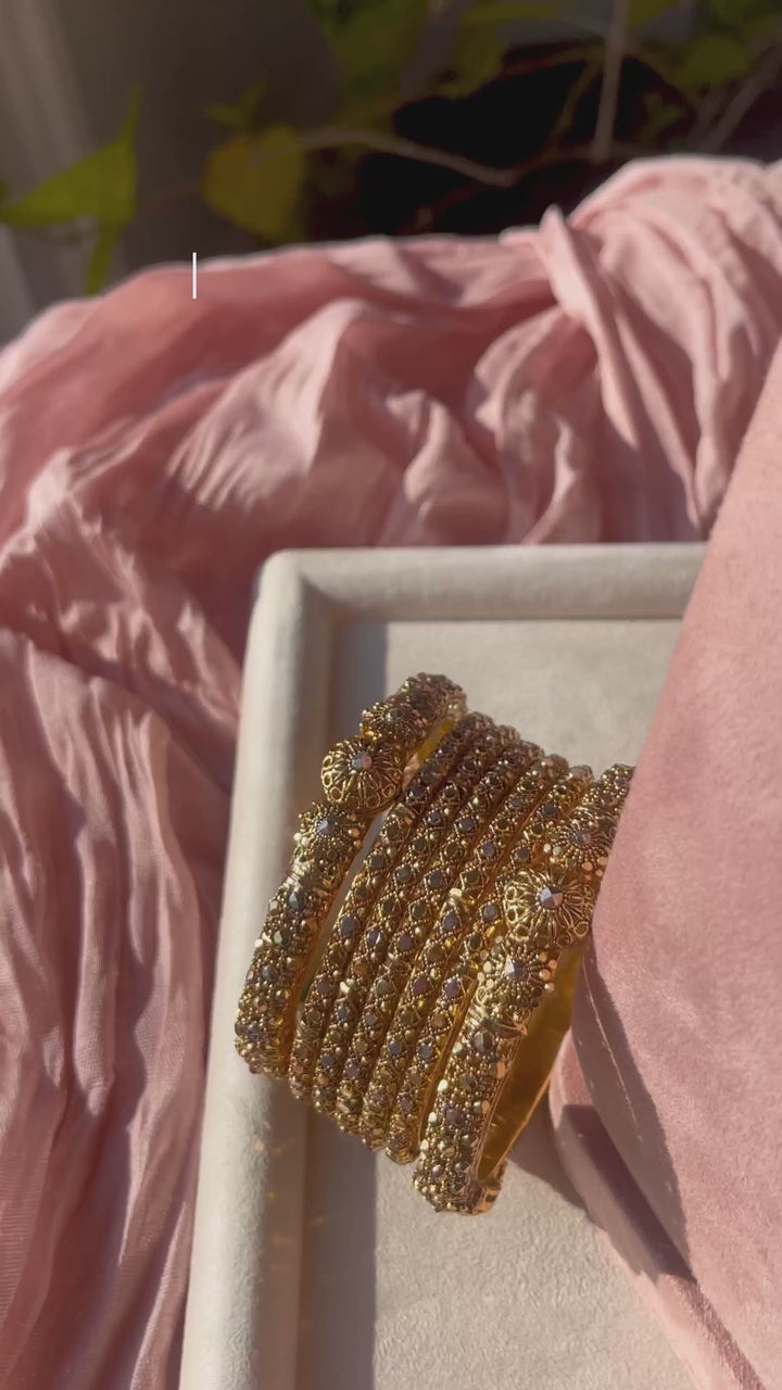 Mawra Bangles - Available in 3 Sizes