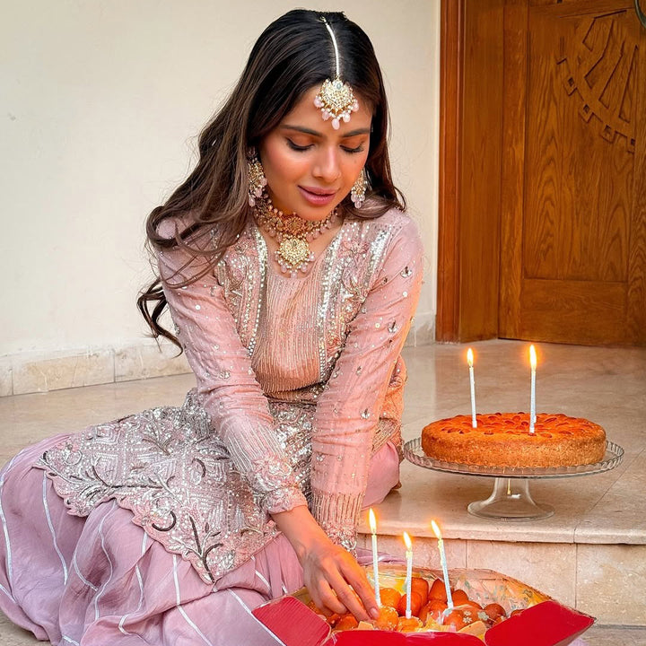 Esha Look - Available in 2 Options