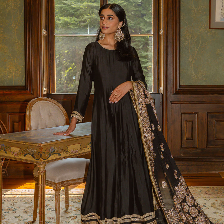 Liwa Look