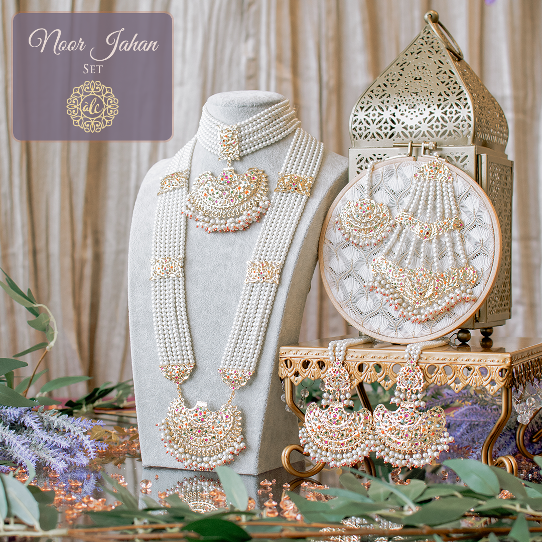 Noor Jahan Set - Available in 2 Options