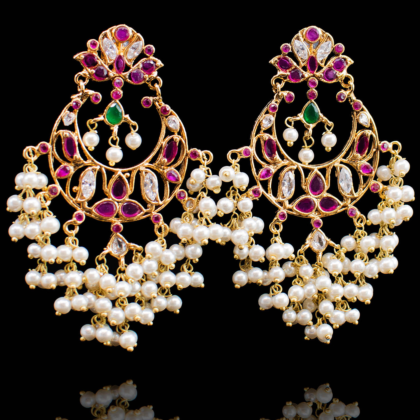 Pari Earrings