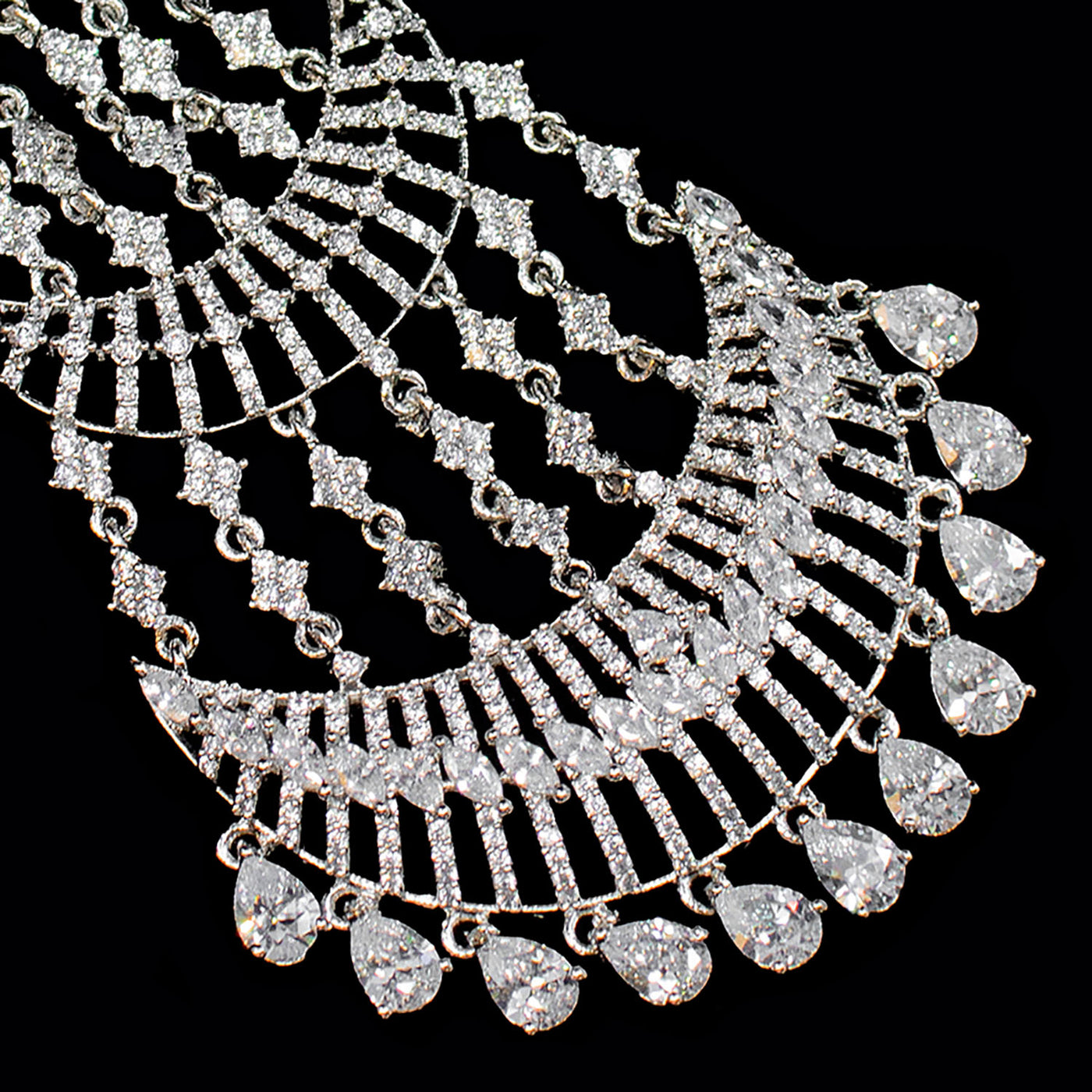 Roshni Jhoomar - Available in 2 Options