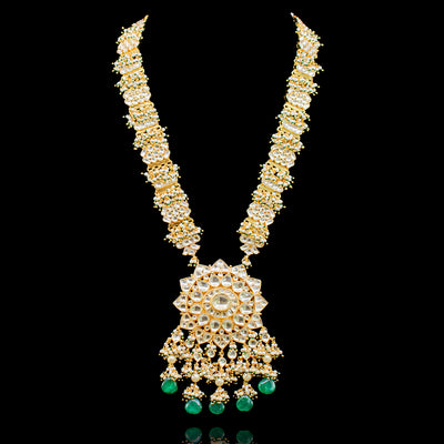 Ammarah Set with Mala