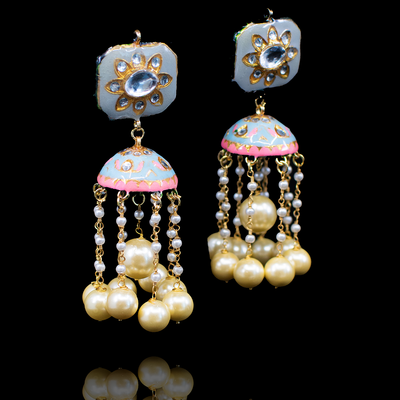 Layla Earrings - Available in 2 Colors