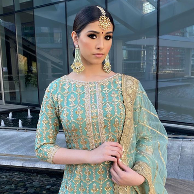 Falak Look