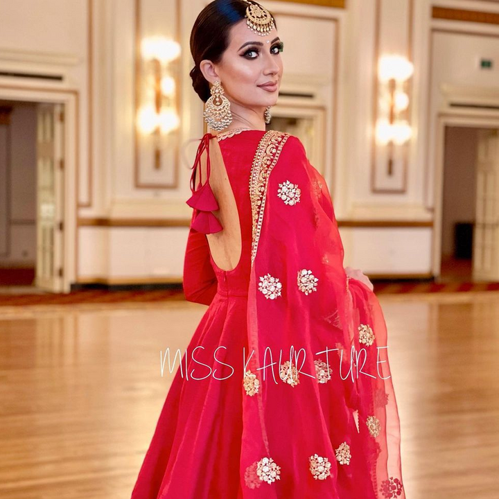 Ayat Look - Available in 2 Options