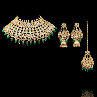 Emaan Set
