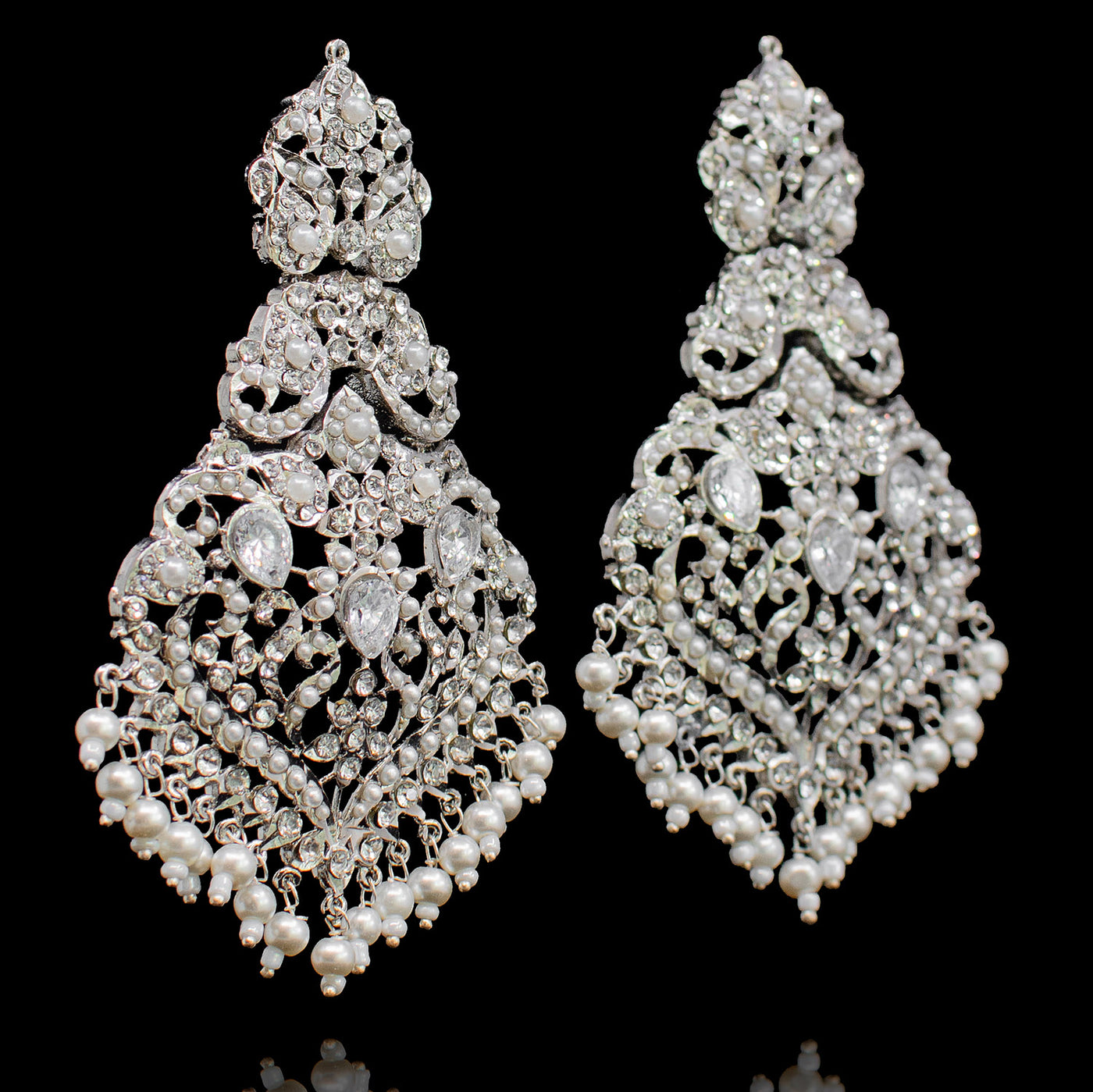 Mahveen Earrings - Silver